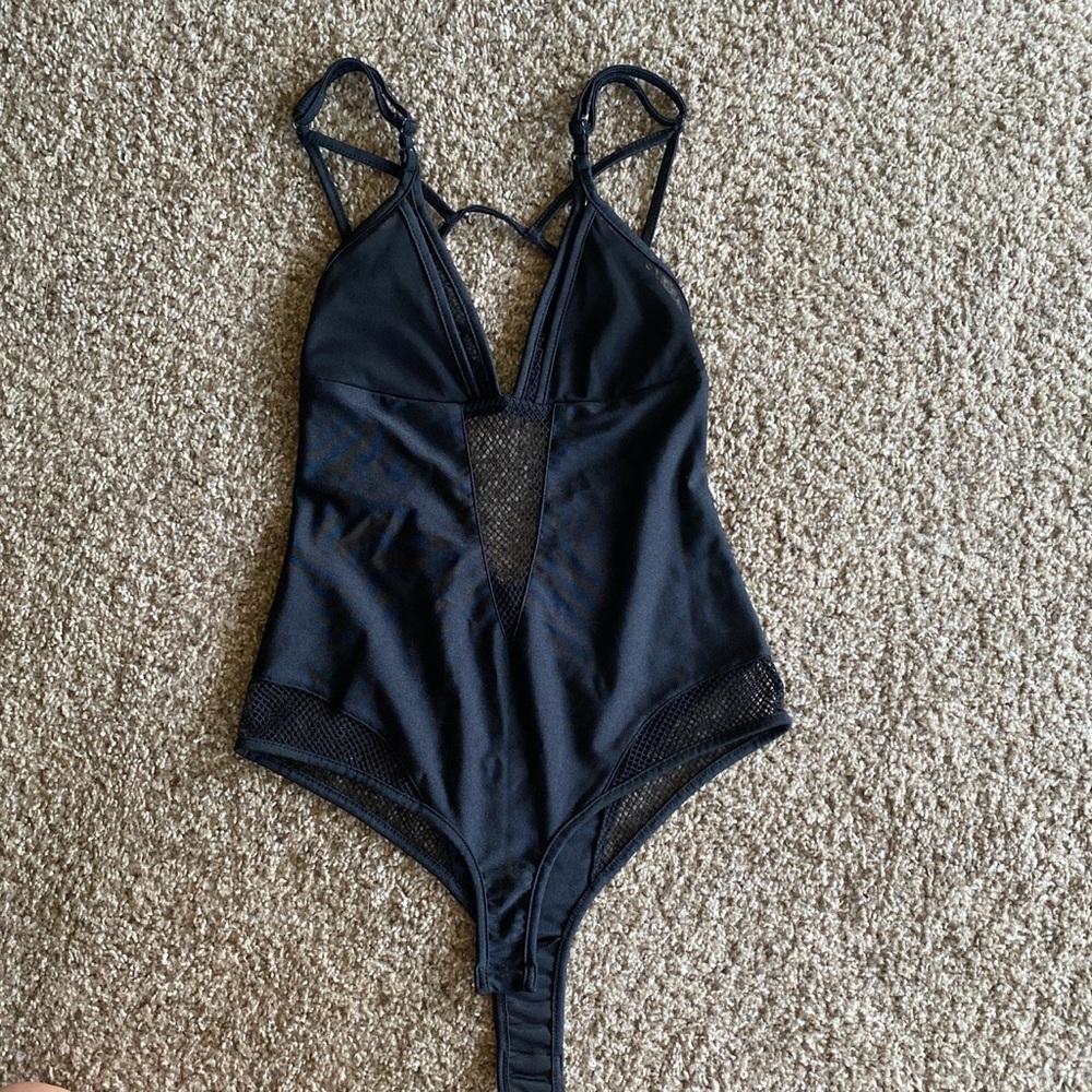 Iheartraves black bodysuit